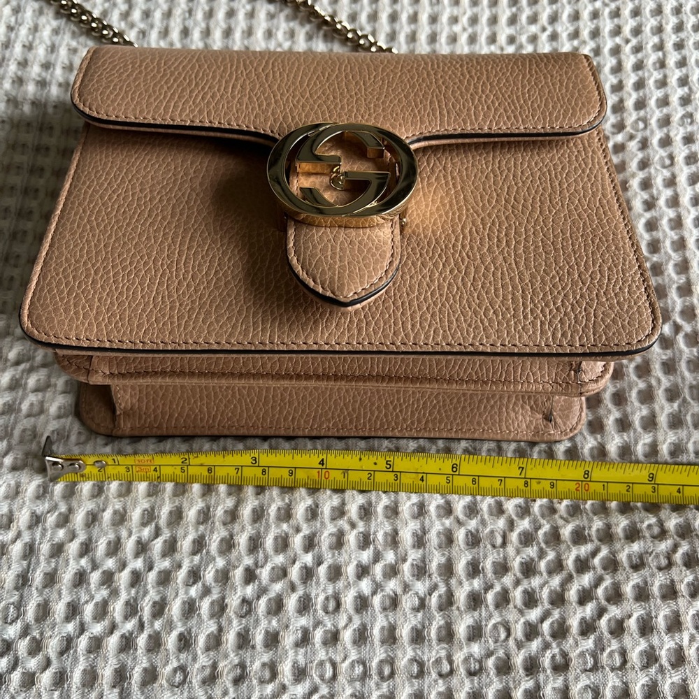 Gucci Crossbody/Shoulder Bag with Gold Chain - Picture 14 of 16